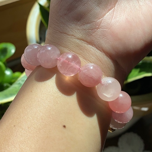 MAGASCAR ROSE QUARTZ with PIXUI - Picture 3 of 5